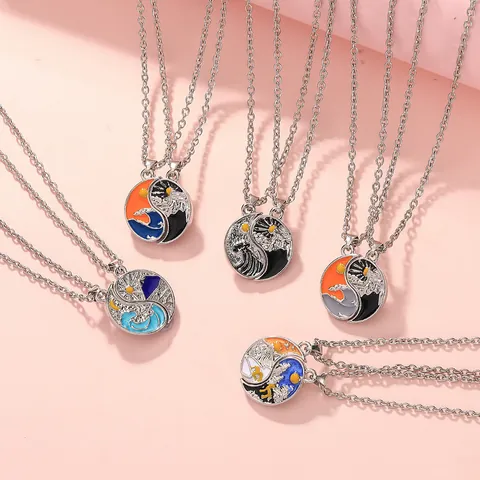 Collier Pendentif en Alliage Émail Yin Yang Tai Chi Pour Couples BFF Soleil Lune Montagne Vague Épissage Assorti Collier Bijoux Cadeau