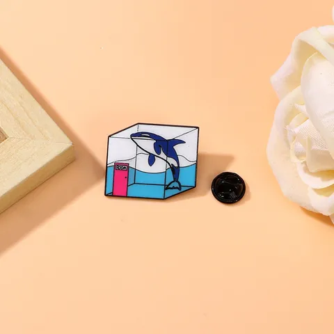 Kreative Cartoon Schwertwal Im Aquarium Emaille Pin Legierung Emaille Brosche Süße Tier Abzeichen Für Rucksack Kleidung Deko