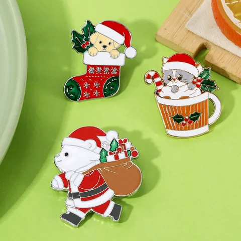 Cartoon Christmas Enamel Pin Brooch Alloy Santa Bear Dog Stocking Cat Pattern Cute Festive Badge For Backpack Clothes Accessory