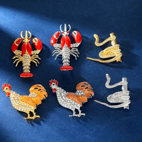 Vintage Alloy Enamel Animal Brooch Pin Rhinestone Rooster Lobster Snake Design Suit Lapel Pin Fashion Accessory Jewelry Gift