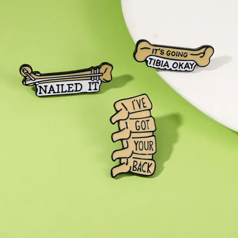Ensemble Broches Émail Médical Alliage de Zinc Os Colonne Vertébrale Puns Nailed It Tibia Okay Got Your Back Badge Médecin