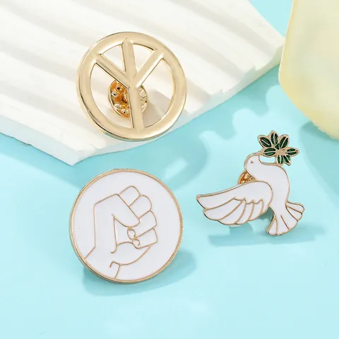 Peace Dove Olive Branch Brooch Alloy Enamel Pin Badge Anti-War Symbol Fist Lapel Pin Jewelry Accessories For Women Men