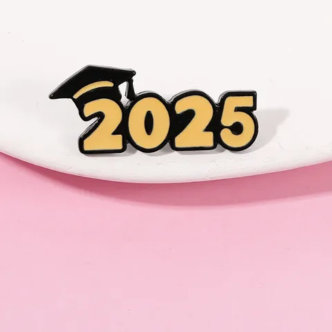 Class Of 2025 Graduation Enamel Pin Alloy PhD Cap Scroll Star Brooch Graduate Commemorative Badge Student Gift