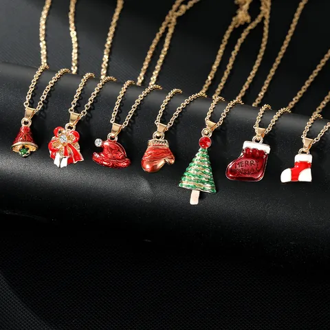 Christmas Tree Pendant Necklace Alloy Rhinestone Electroplated Geometric Clasp Chain Festive Holiday Enamel Choker Jewelry Gift For Unisex