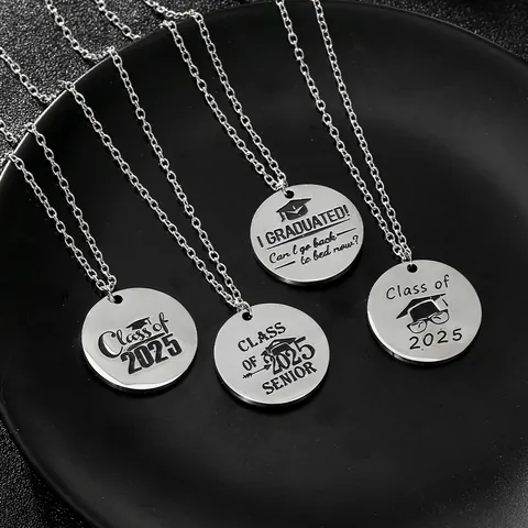 Stainless Steel Graduation Necklace Keychain Class Of 2025 Senior Graduation Gifts For Teens Students Commemorative Round Pendant Jewelry