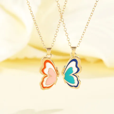 Fashion Alloy Enamel Butterfly Splicing Matching Necklace Set For Friends Couples Gold Plated Chain Pendant Jewelry Gift