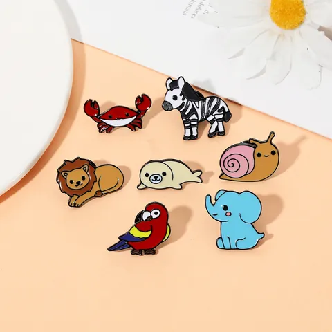 Süße Cartoon Tier Emaille Anstecknadel Legierung Zebra Elefant Löwe Schnecke Brosche Abzeichen Für Kleidung Rucksack