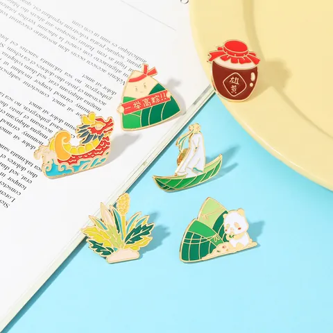 Leuke Cartoon Panda Zongzi Emaille Bro brooch Legering Drakenbootfestival Creatieve Badge Reversspeld Sieraden Cadeau Voor Vrouwen Mannen