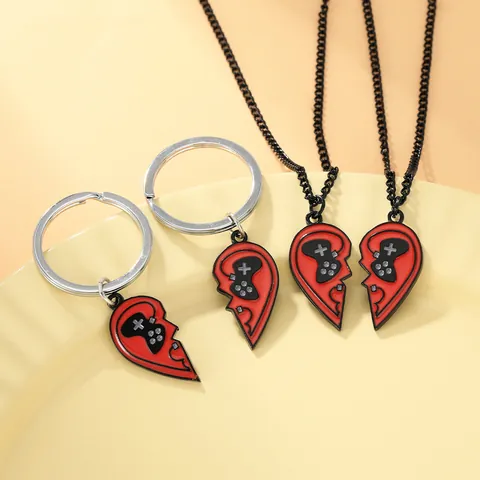Set di Collane e Portachiavi a Cuore Puzzle in Lega Creativa Controller Retro Gioco Gioielli BFF Coppia Smalto Rosso Nero Regalo