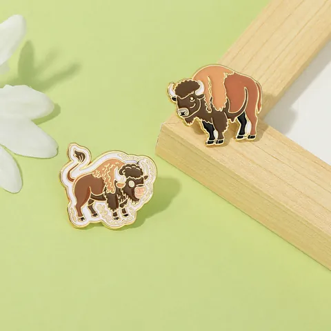 Kreative Cartoon Bison Legierung Emaille Brosche Personalisierte Tier Yak Abzeichen Für Rucksack Kleidung Dekoration Unisex Schmuck