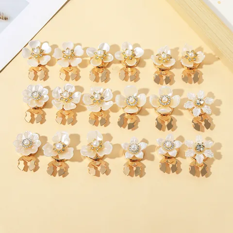 Vintage Elegant Alloy Rhinestone Flower Stud Earrings With Faux Artificial Pearl Gold Tone Statement Jewelry For Women Daily Banquet