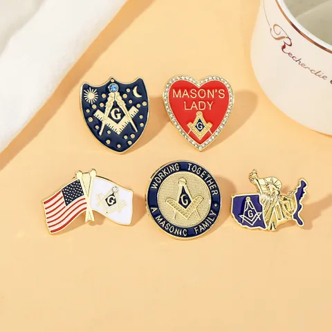 Freimaurer Emaille Brosche Pin Legierung Abzeichen Amerikanische Flagge Herz Schild Mason Lady Dekorative Reversnadel Für Unisex Schmuck