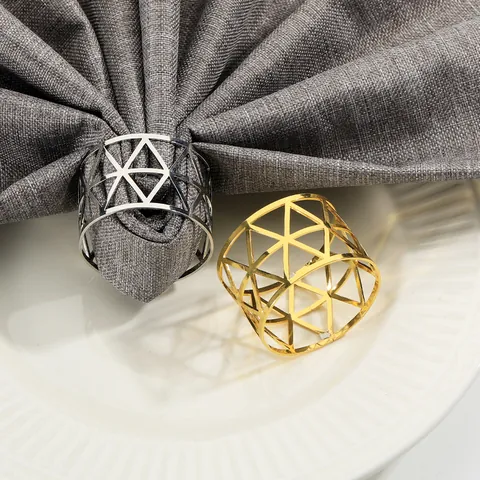 Modern Geometric Triangle Hollow Metal Napkin Rings Iron Gold Silver Napkin Buckle For Wedding Banquet Dining Table Decor