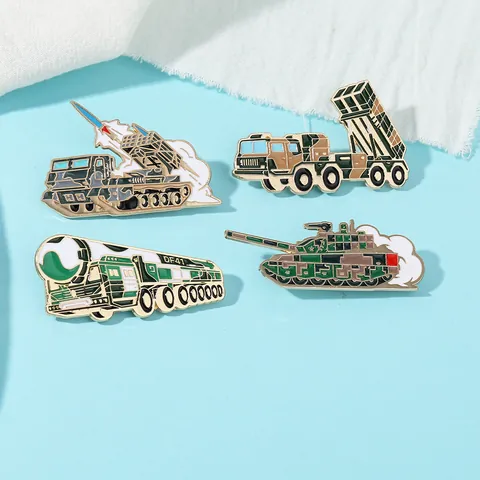Aimant de Réfrigérateur Série Militaire en Alliage de Zinc Créatif Peinture au Four Émail Chars Véhicules Missiles Accessoires Maison Décoration Magnétique Souvenirs
