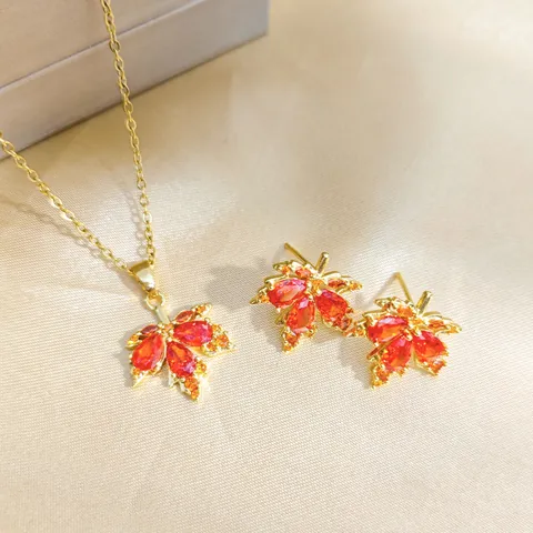 Maple Leaf Jewelry Set With 925 Sterling Silver Earring Post Copper Plated 18K Gold Red Zircon Necklace And Stud Earrings