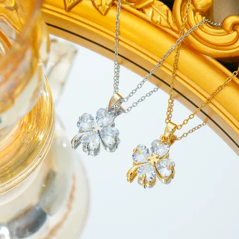 Mode Titanstahl Vierblättriges Kleeblatt Anhänger Halskette Mit Herz Zirkon Elegante Gold Silber Vergoldete Kette Damen Geschenk