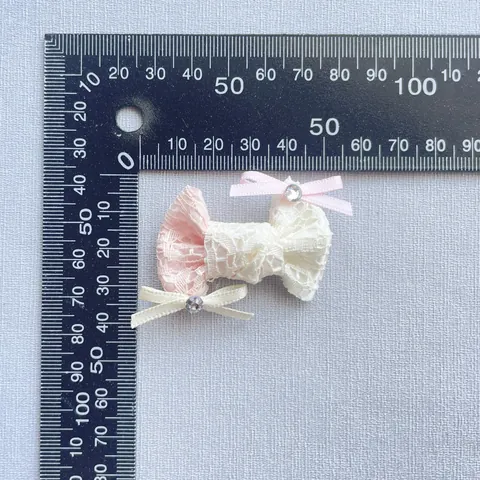 Handgefertigte Stoff Spitze Schleifenknoten DIY Zubehör Für Haarklammern Puppenkleidung Haustier Dekor Karierte Bandschleife Mit Strass Schmuck