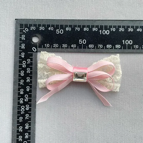 Ciondoli a Fiocco in Pizzo con Strass Fatti a Mano Accessorio Fai da Te per Mollette Capelli per Animali Bambole Decorazione Vestiti