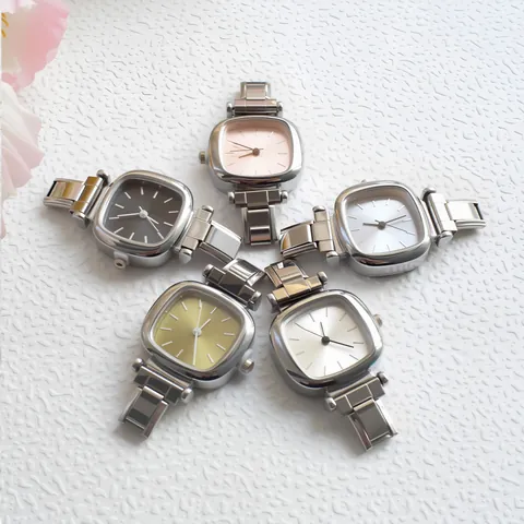 Orologio al Quarzo da Donna alla Moda con Strass Cassa Quadrata in Acciaio Inossidabile Bracciale Minimalista Elegante Gioielli per Signora