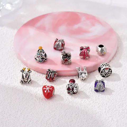 Alloy Enamel Christmas Charms Rhinestone Santa Reindeer Gift Box Snowflake Heart Beads For DIY Jewelry Making Accessories