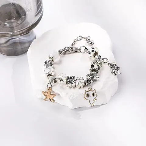 Pulsera de Abalorios DIY para Niños Navidad Copo de Nieve Unicornio Animales Colgantes Aleación Ajustable Joyería de Moda Regalo