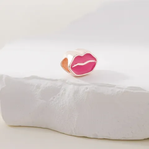 Rode Lip Emaille Bedeltje Roségoud Verguld Legering Mond Hanger Voor Armband Ketting Sieraden Maken Vrouwen Cadeau