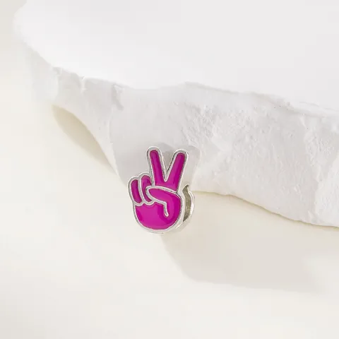 Hand Victory Gesture V-Sign DIY Charm Bead Silver Alloy Purple Enamel Drip Oil For Bracelet Necklace Jewelry Making Accessories