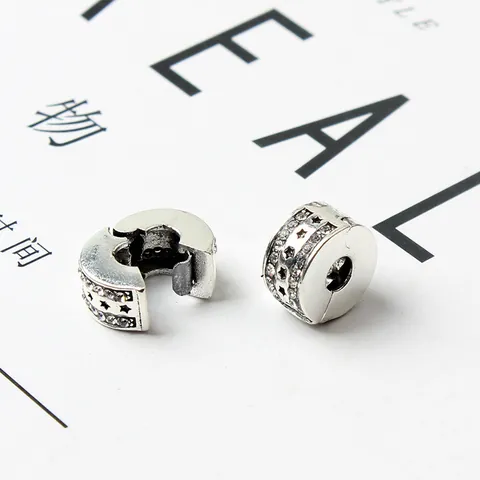 Strass Ster Stopper Charm Voor DIY Armband Maken Zinklegering Holle Vijfpuntige Ster Sieraden Accessoires Voor Vrouwen