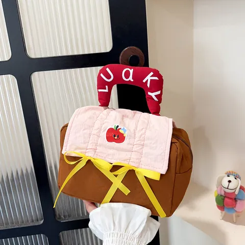 Süße Cartoon Gesteppte Kosmetiktasche Große Kapazität Kulturbeutel Für Damen Tragbare Kosmetik Aufbewahrungstasche Mit Lucky Brief Griff