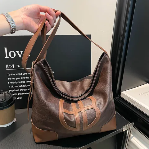 Vintage Große Kapazität Tote Bag Für Damen PU Leder Urban Simple Style Schulter Umhängetasche Hobo Tasche Mit Rundem Geometrischem Logo Pendler Handtasche