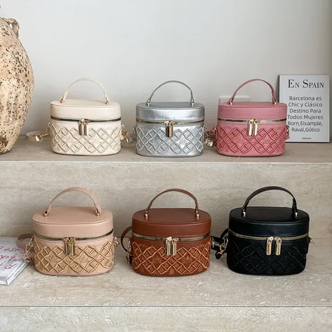 Vintage Quilted Embroidery Vanity Case Handbag For Women PU Leather Crown Pattern Box Shape Shoulder Bag With Strap