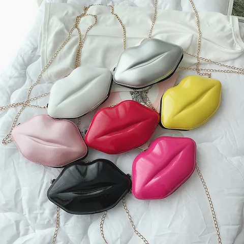 Novelty Lip Shaped Crossbody Bag For Women Glossy PU Leather Mini Shoulder Bag With Metal Chain Strap Fashion Party Purse