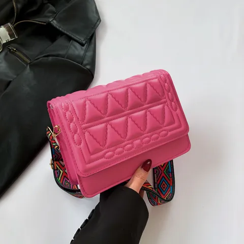 Borsa a Tracolla da Donna alla Moda in Pelle PU Trapuntata a Rombi con Tracolla Larga Intrecciata Stile Etnico