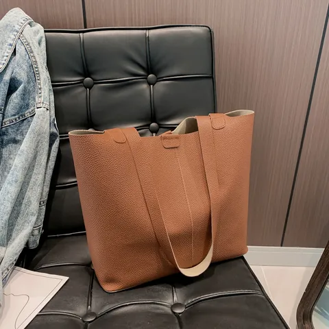 Women Vintage Minimalist Large Capacity Tote Bag PU Leather Pebble Grain Chic Commuter Shoulder Handbag With Plush Bear Pendant