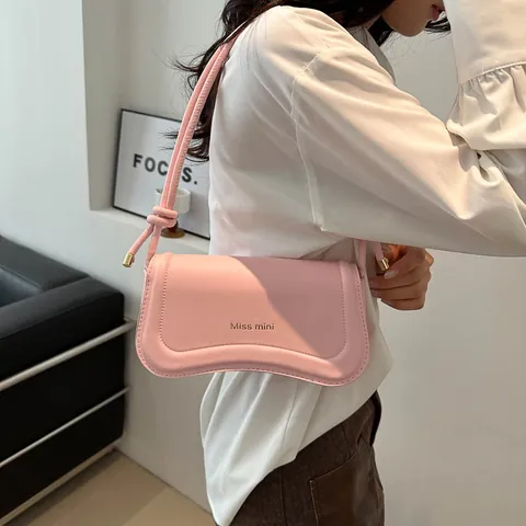Sac Sous le Bras de Style Français Minimaliste en Cuir PU Pour Femmes Bandoulière Nouée Rabat Magnétique Couleur Unie Sac Quotidien