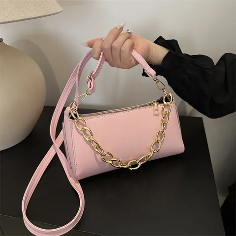 Bolso de Axila de Cuero PU para Mujer Minimalista Color Sólido Bolso de Hombro Cruzado Con Decoración de Cadena Dorada