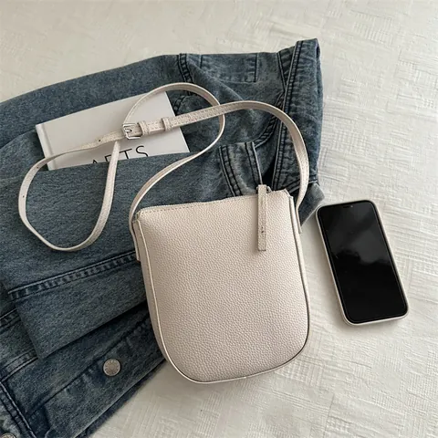 Bolso Bandolera de Mujer en Cuero PU con Patrón de Lichi Bolso de Hombro Pequeño Minimalista para Móvil Color Sólido