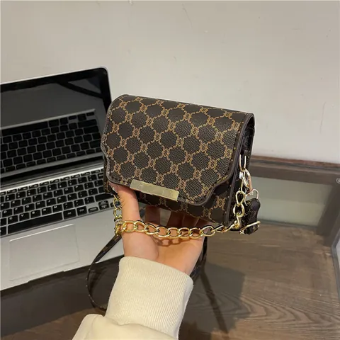 Bolso Cuadrado Pequeño de Cuero PU con Estampado Vintage para Mujer Verano Retro Cadena Bolso de Hombro Bandolera Patrón Geométrico