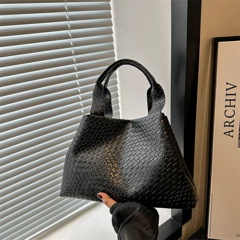 Large Capacity Woven Leather Bucket Bag For Women Street Trend Solid Color Shoulder Bag Handheld Tote Shopping Bag
