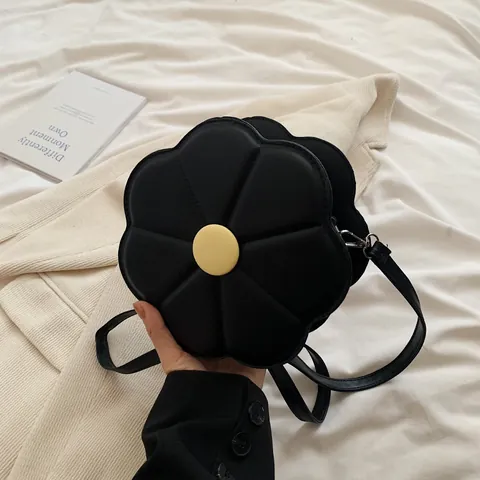 Borsa a Tracolla a Forma di Fiore alla Moda per Donna 2024 Nuova Dolce Borsa a Spalla Tonda in Pelle PU Design a Petalo