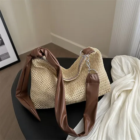 Bolso Tote de Paja Tejida Calada para Mujer Gran Capacidad Bolso de Hombro de Playa Con Correa de PU Con Nudo y Cadena