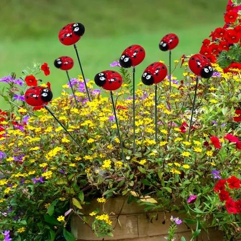 Resin Ladybug Garden Stakes Outdoor Yard Decor Simulation Beetle Plant Stakes For Flower Pot Lawn Path Landscape Decoration