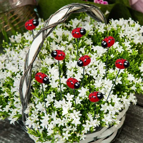 Resin Ladybug Garden Stakes Outdoor Yard Decor Simulation Beetle Plant Stakes For Flower Pot Lawn Path Landscape Decoration