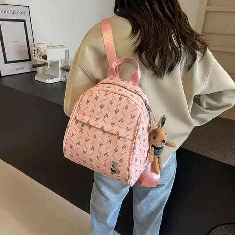 Sac à Dos Femme en Cuir PU Monogramme Avec Pendentif Lapin en Peluche Style Harajuku Décontracté pour Voyage Quotidien