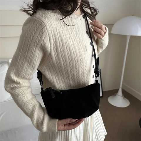 Bolso Croissant Plisado de Gamuza Sintética Minimalista Francés para Mujer Bolso de Hombro Media Luna Color Sólido