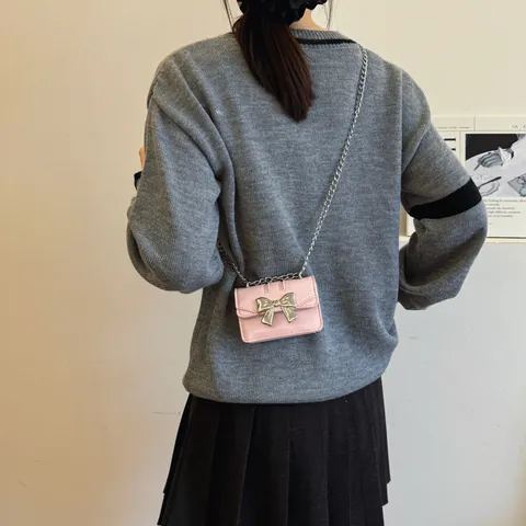 Mini Borsa a Tracolla da Donna in Stile Dolce e Fresco Borsa Quadrata in Pelle PU Con Catena e Decorazione a Fiocco