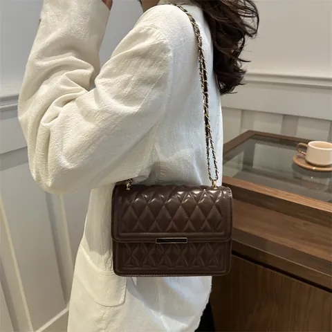 Fashion Women Quilted PU Leather Small Square Bag With Chain Shoulder Strap Elegant Commuting Crossbody Bag For Ladies