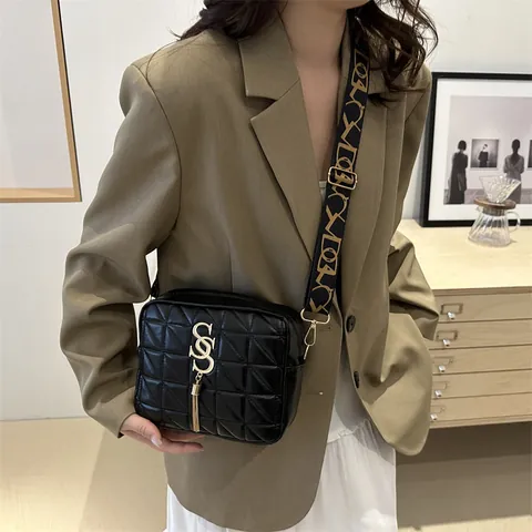Women Quilted Rhombic Crossbody Bag With Metal Logo Tassel Wide Printed Shoulder Strap Casual Fashion PU Leather Purse