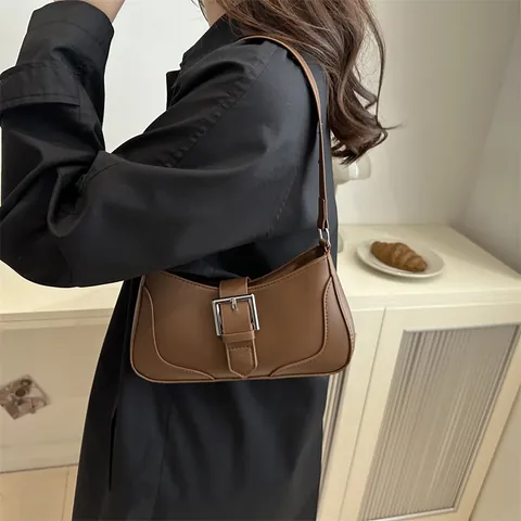 Vintage French Style PU Leather Underarm Bag For Women Minimalist Shoulder Bag With Metal Buckle Fashion Daily Handbag