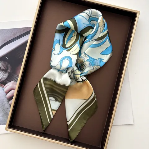 Französisch Romantisch Blumenmuster Satin Viereckiges Halstuch Für Damen Elegant Kopftuch Handtasche Accessoire Mode Dekor